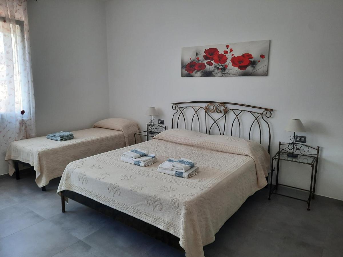 CENTRAL ROOMS TORTOLI' - Housity
