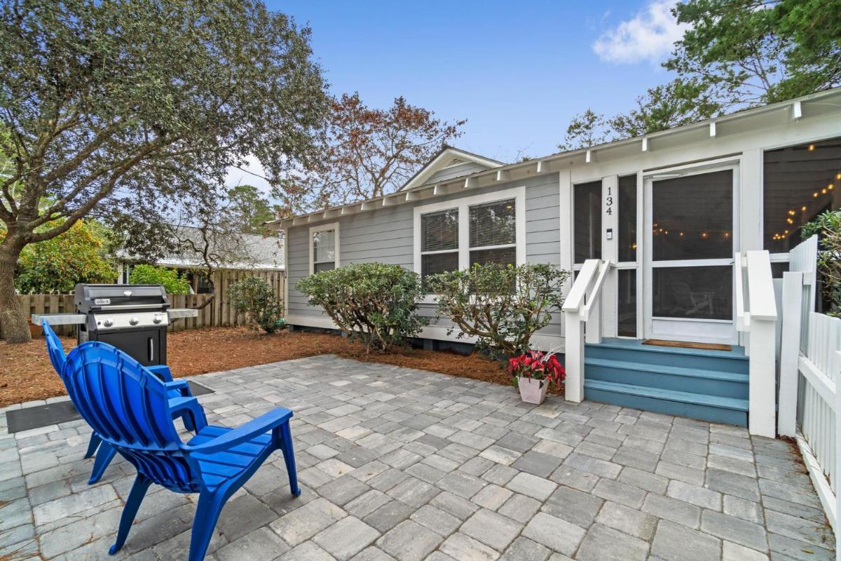 Reserve For Summer Now! Non Shedding Dog Friendly - Gulf Coast Fl Beach Bungalow - Housity