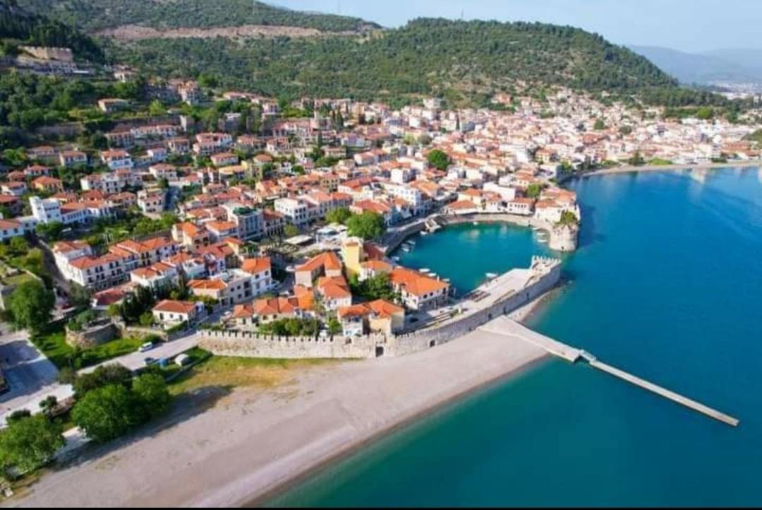 Naupactus unique harbor apartment in a stone house! - Housity