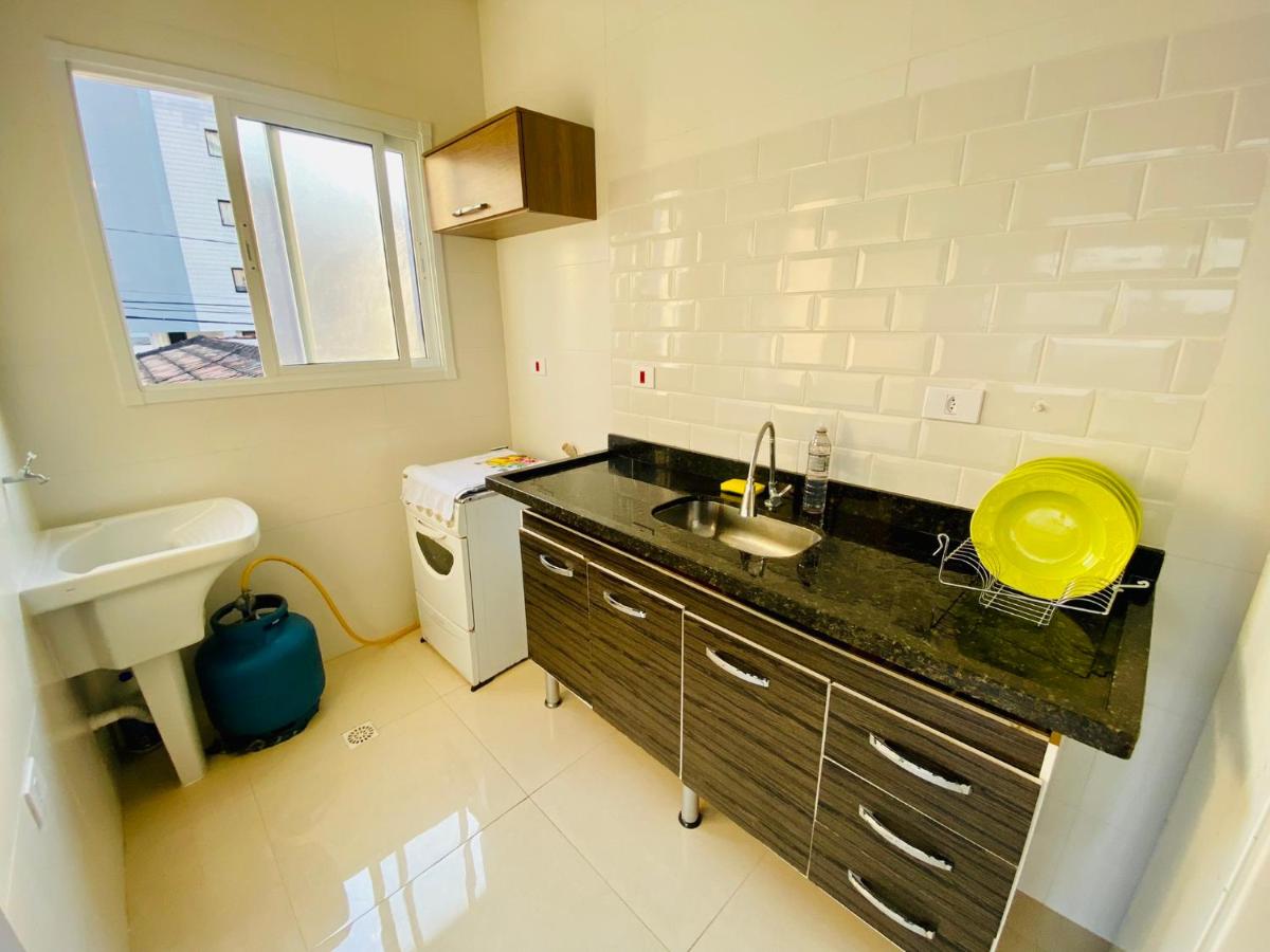 Casa Sobreposta na Praia da Tupi - Praia Grande - Housity