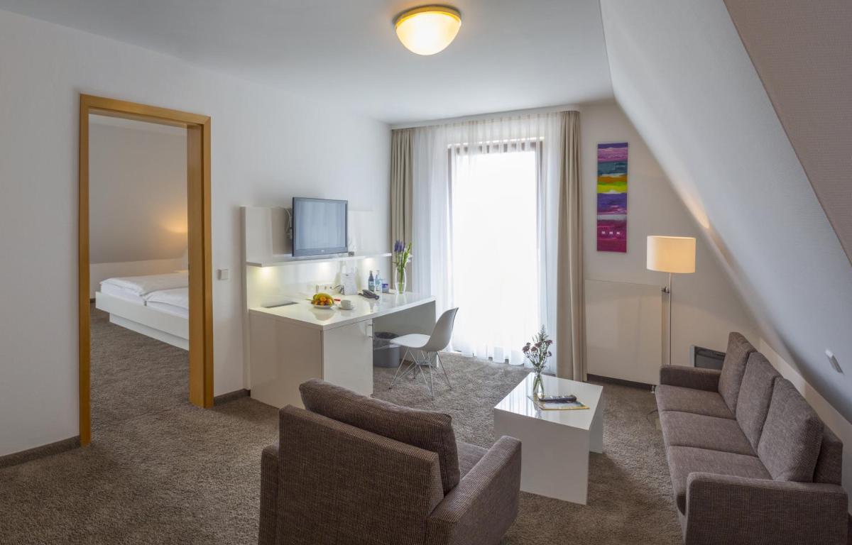 Landidyll Hotel Lamm - Housity
