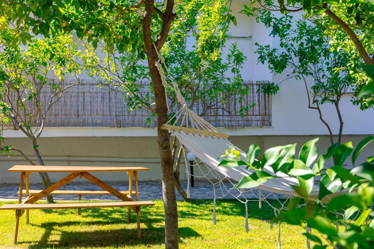 Memi Houses - Housity