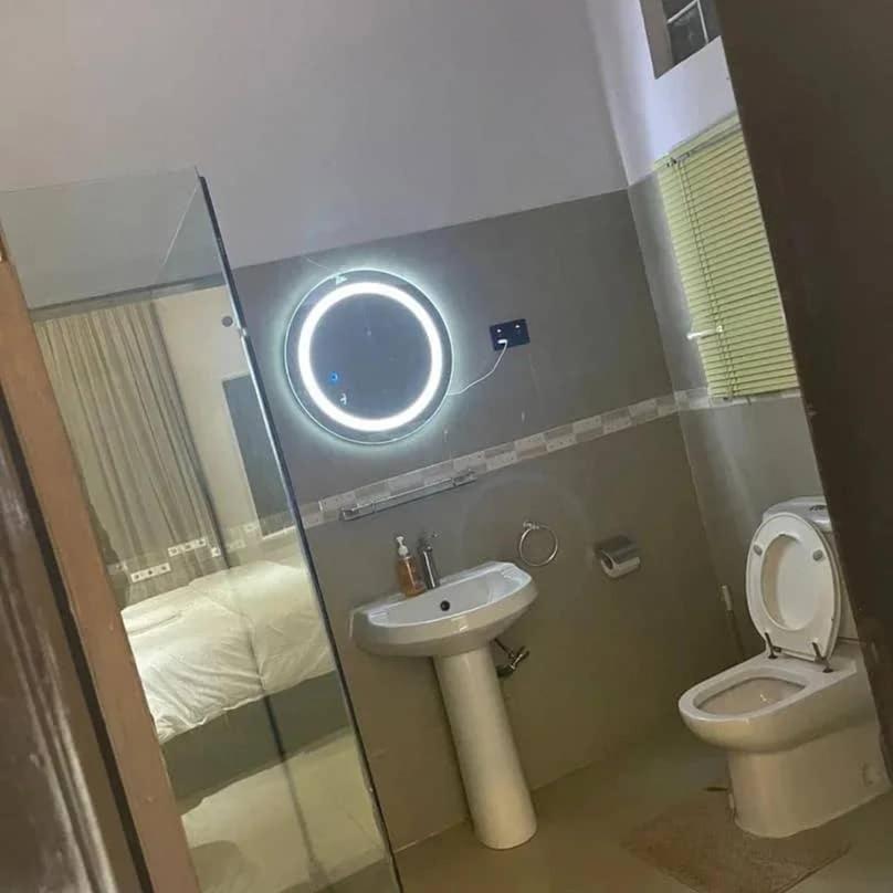 Suitetrails - Luxury 3 Bedroom In Ladipo Omotesho Cole Lekki Phase1