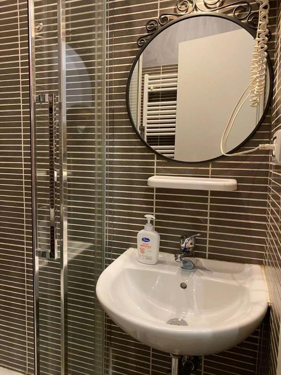 RANK ROOMS - Housity