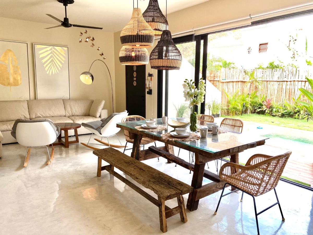 Impressive 4BR House In Tulum Private Pool &amp; Terrace With Hot Tub Perfect for large groups - Housity