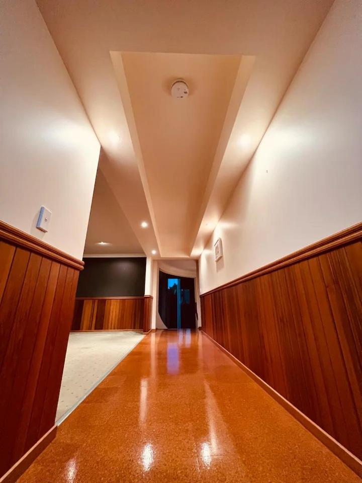 Villa with Spa, Cinema and Game room - Housity
