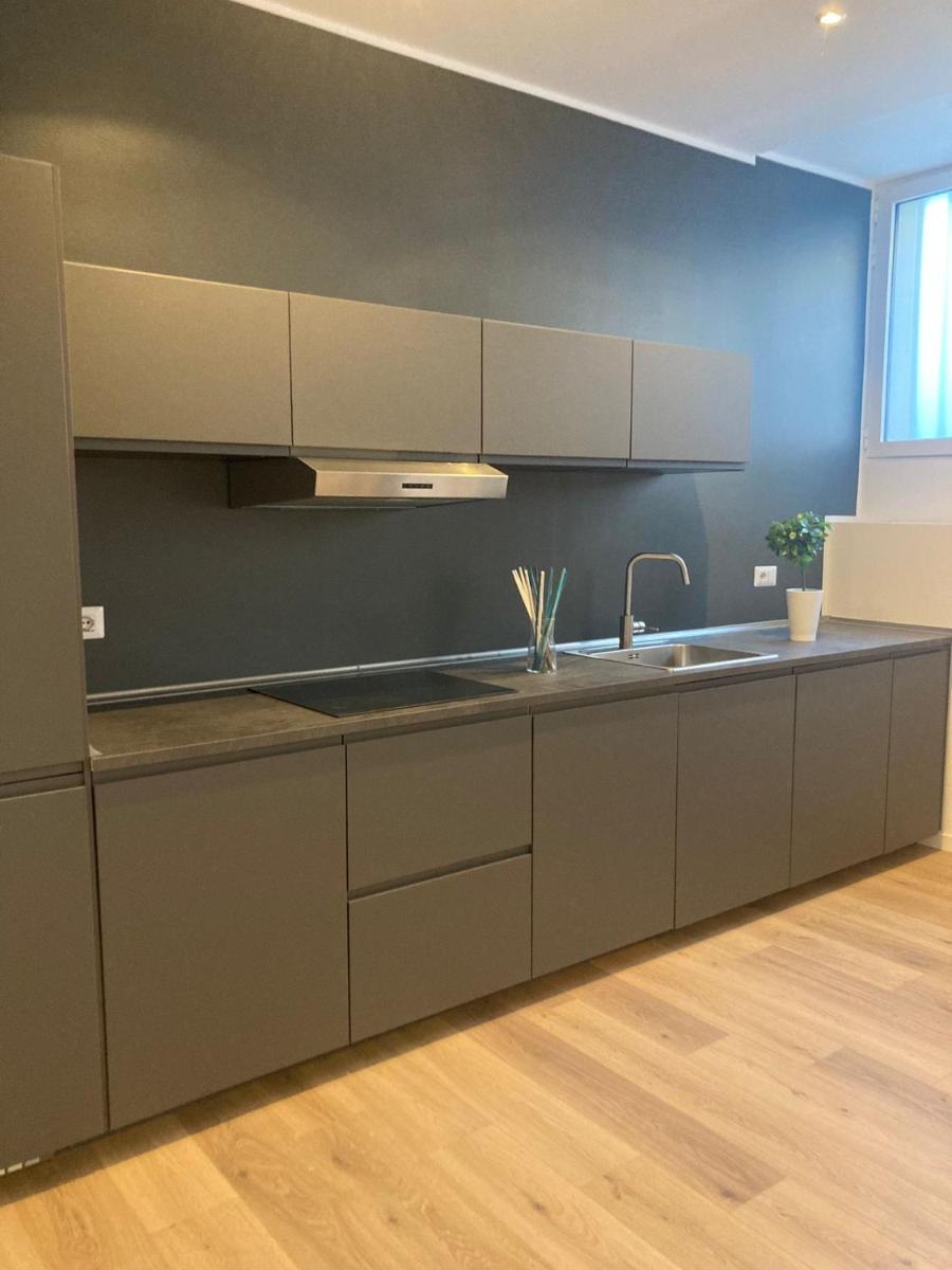 Suitetrails - Fiera City Life 1 Top Apartment