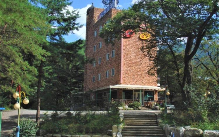Galcheon Family Resort - Housity