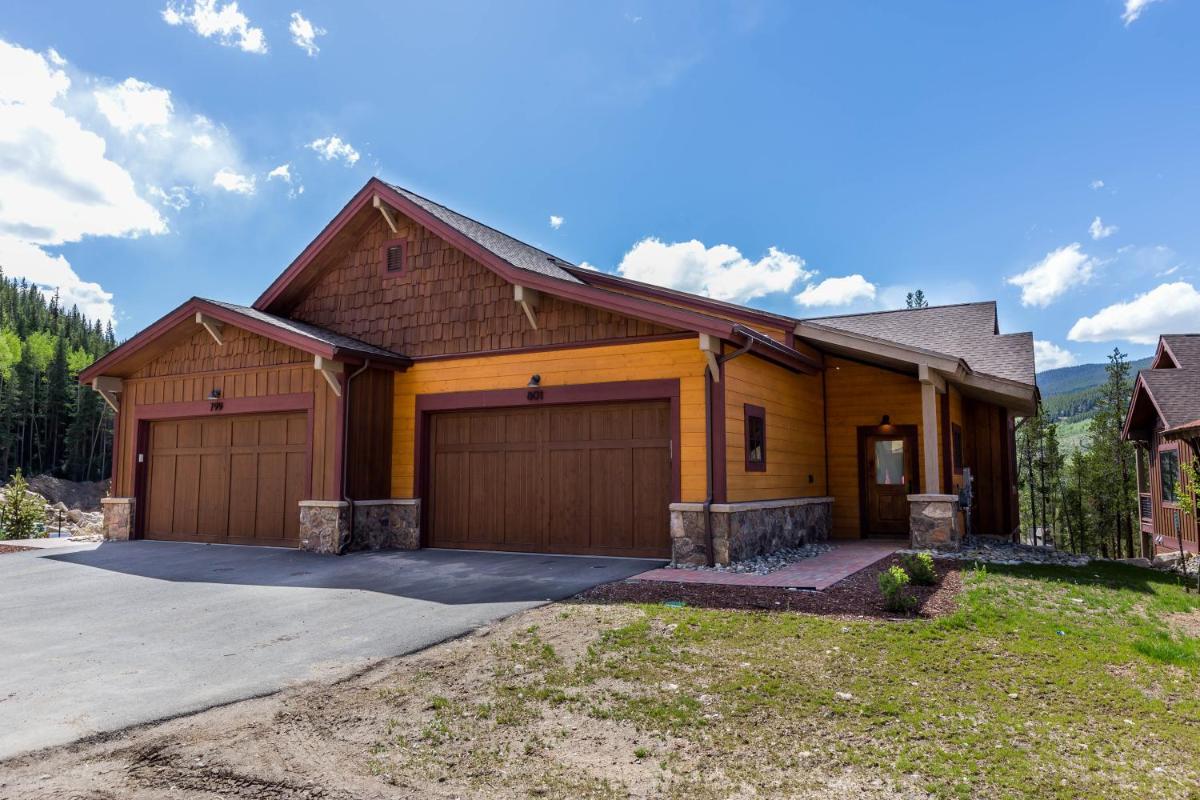 Alders by Summit County Mountain Retreats - Housity