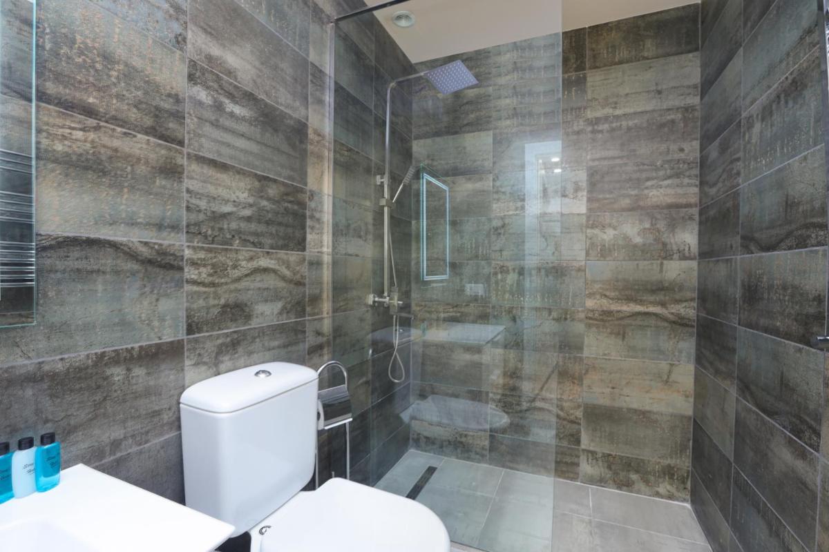 Suitetrails - Stay Inn on Buzand Street 97-11
