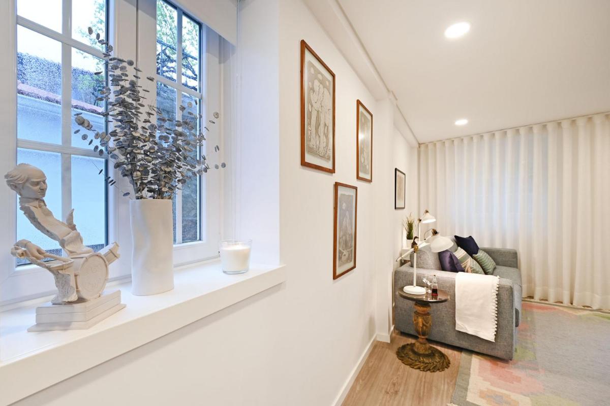 Travessa House T2 Porto Center - with 2 bedrooms - by Guest SPA - Housity