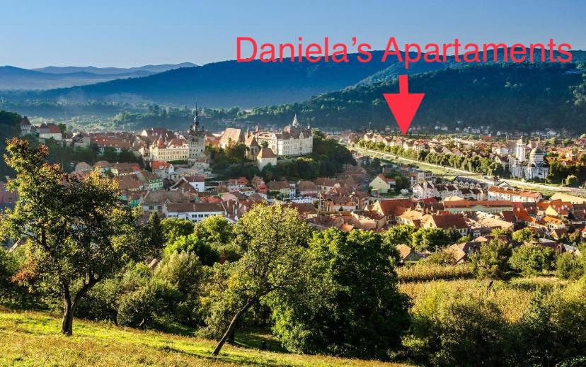 Daniela's Apartaments - Housity