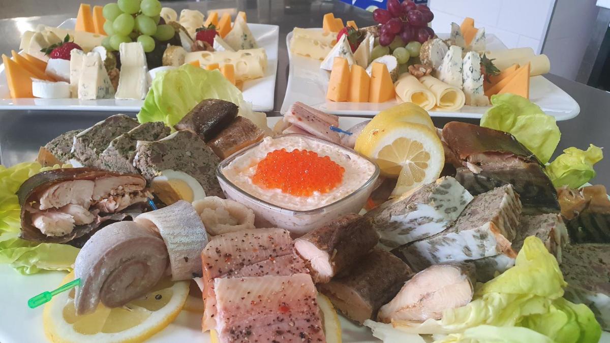 VILA Restaurant Transilvania - Housity