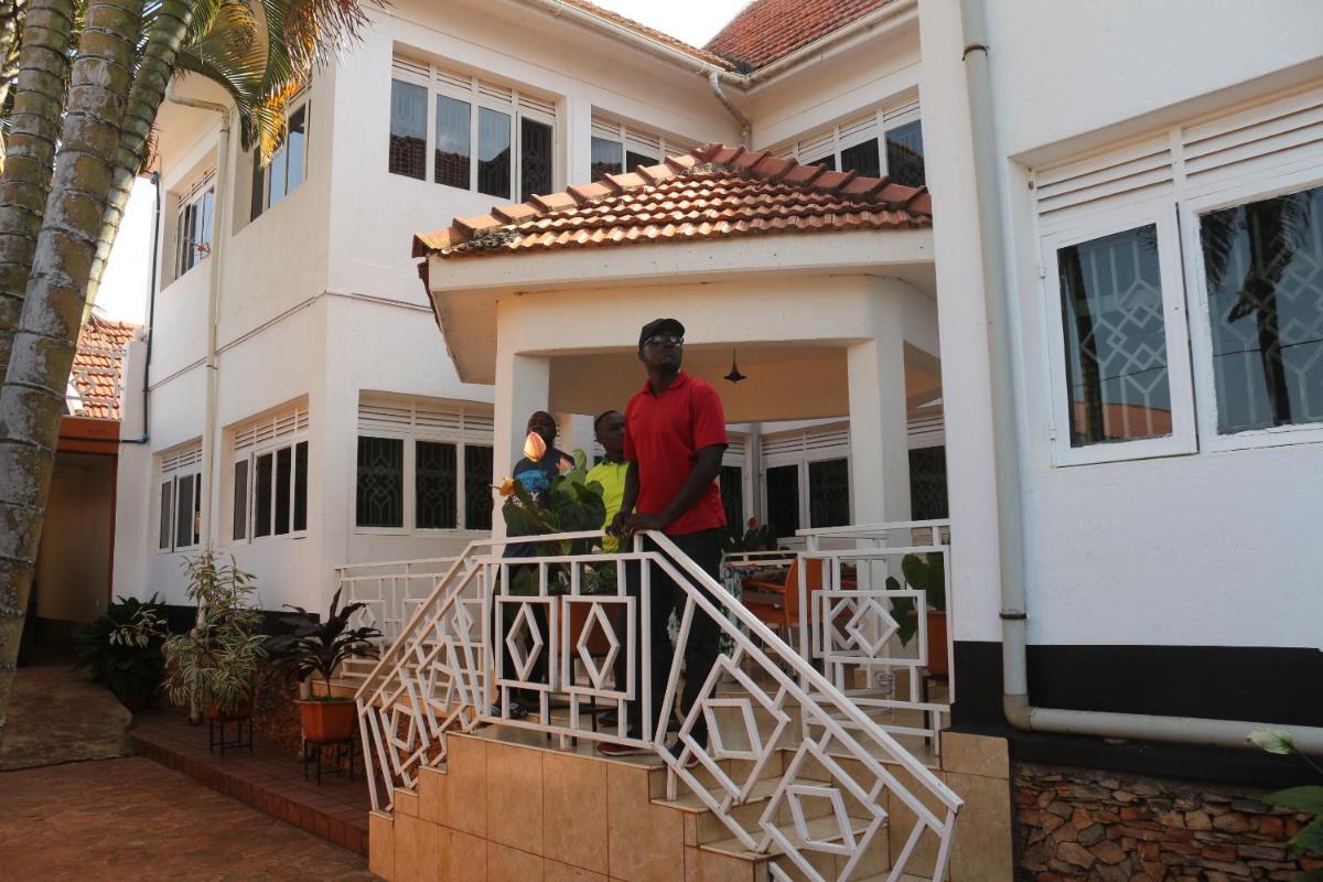 Ambassador Bridge Motel - Housity