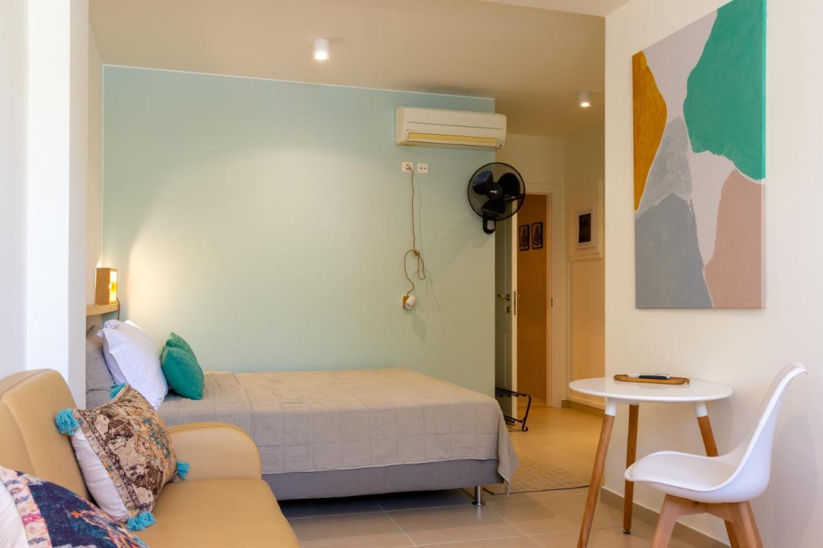 The sea - Housity
