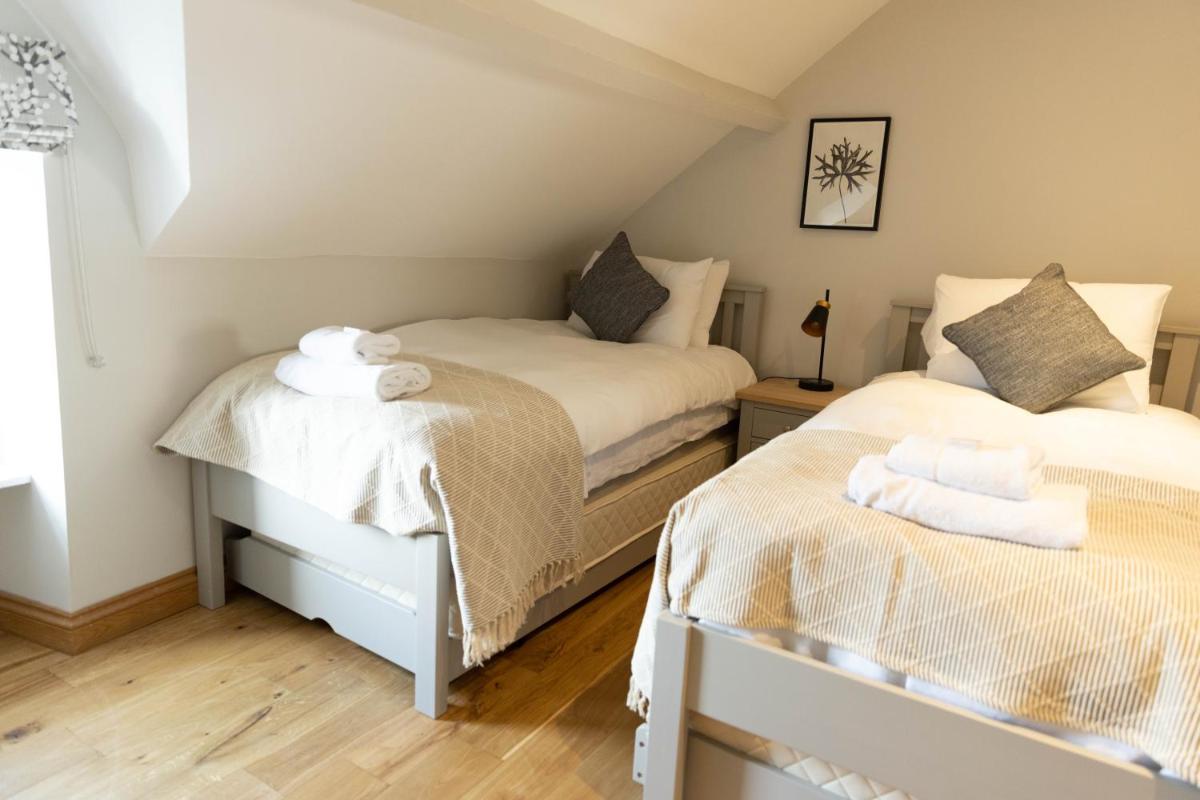 The Unicorn (Apartments) - Housity