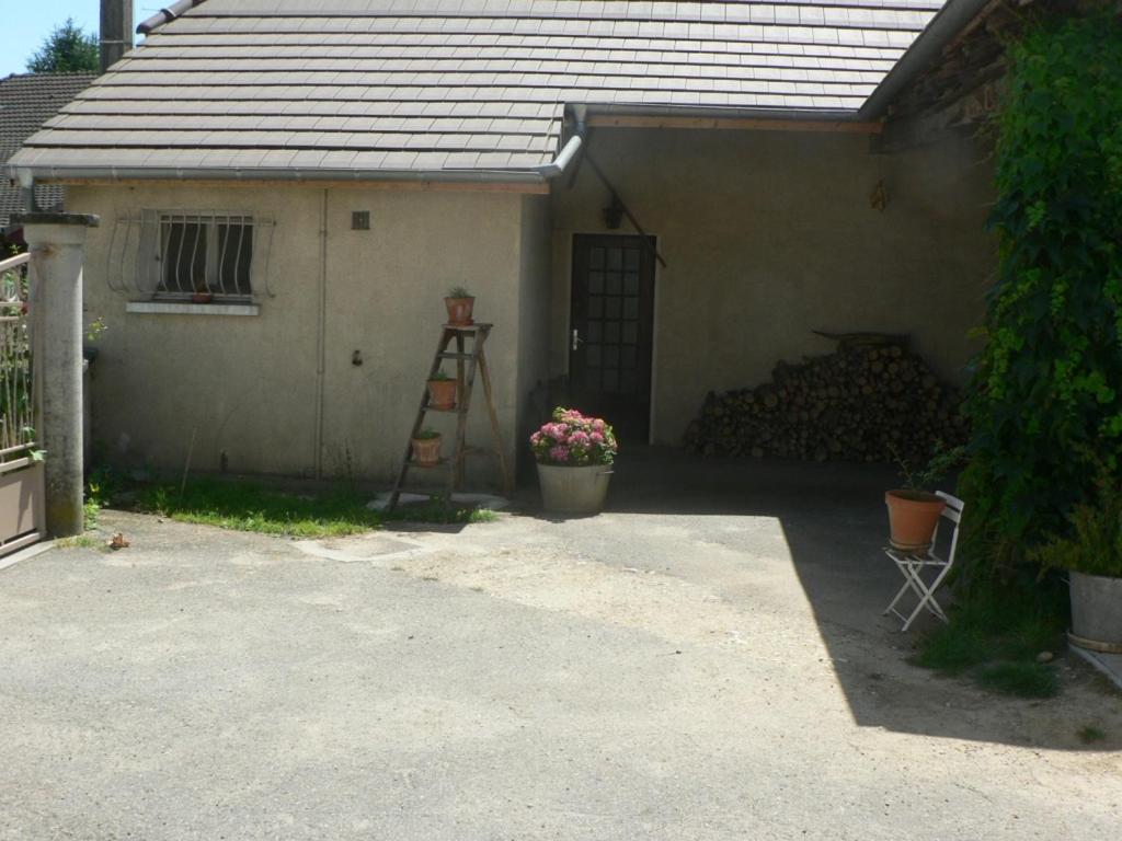 Gite Saint Joseph - Housity