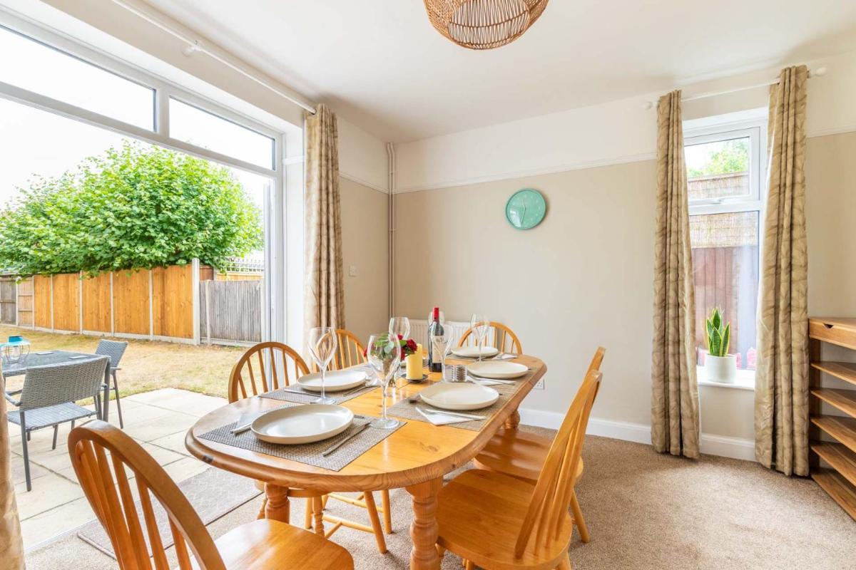 Host & Stay - St Clements House - Housity