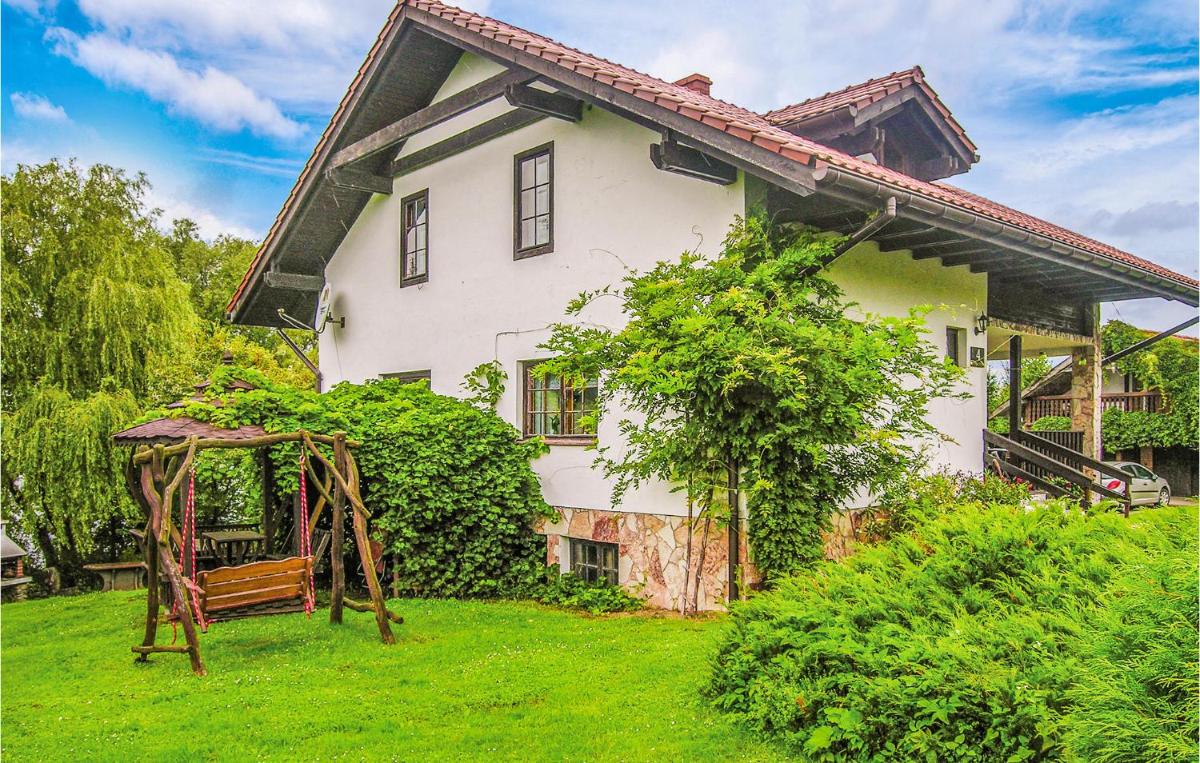 Holiday Home Dywity Wielochowo - Housity