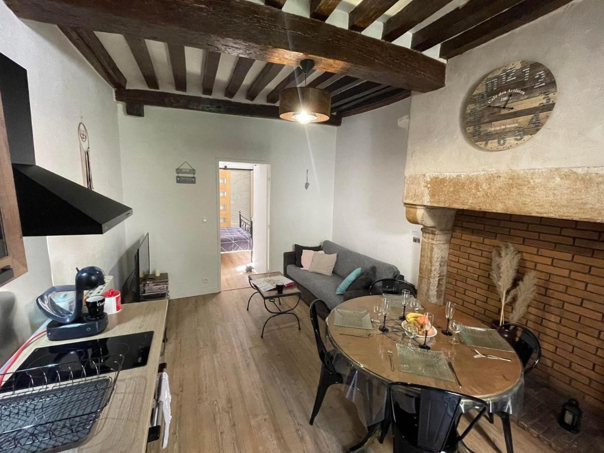 Le Petit Duc - Housity