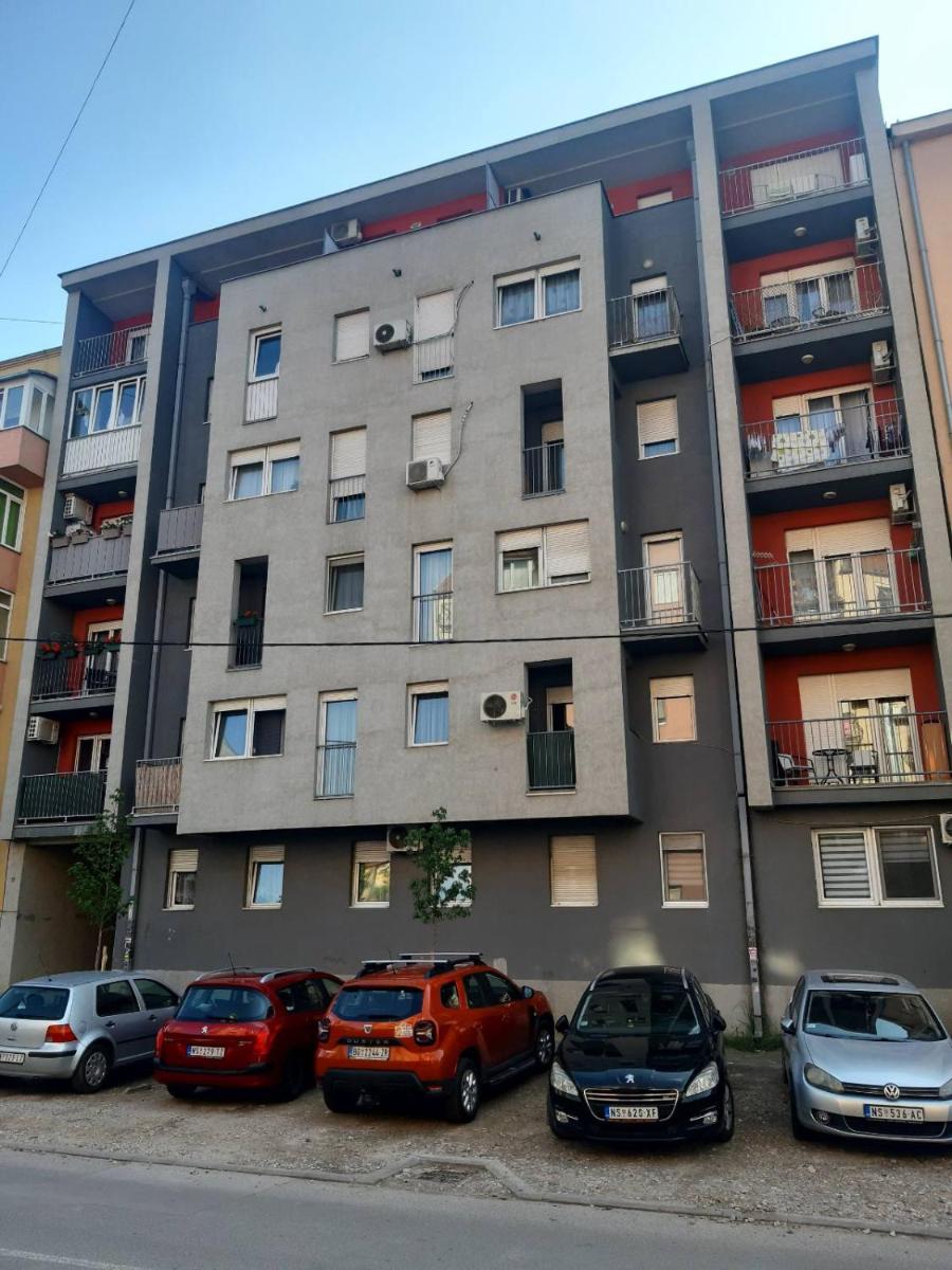 Stan na dan 021 - Housity