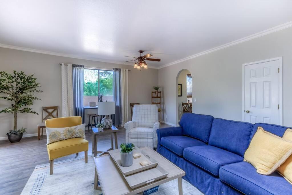 Beyond-Beautiful Mountain View & Spacious Home! - Housity