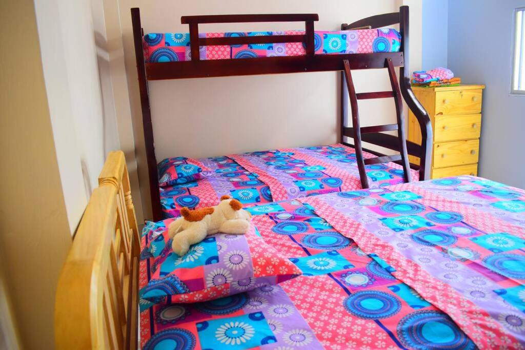 Cómoda casa familiar en Ballenita con garaje - Housity