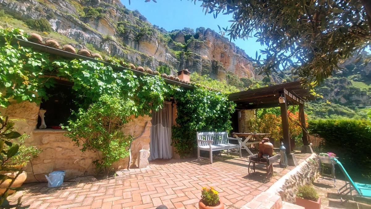 Casa Corazón de piedra en el Río Dulce - Housity