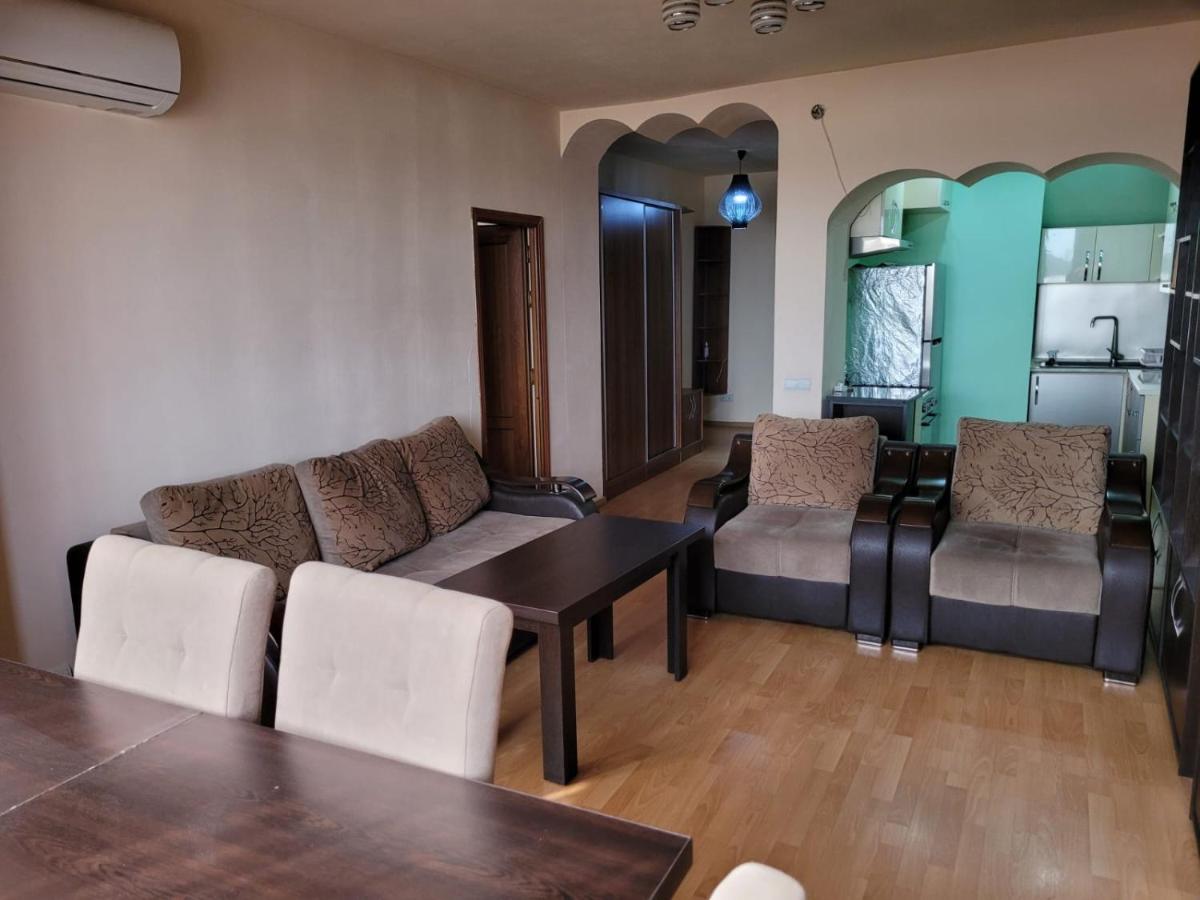 Suitetrails - Apartments Baghramyan 45