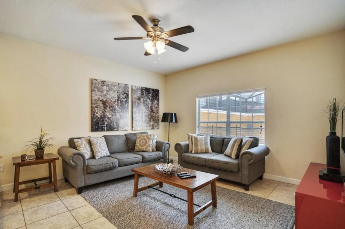 4-3 Paradise Palms Vacation Resort, Private Pool, Near Famous Attractions!! - Housity