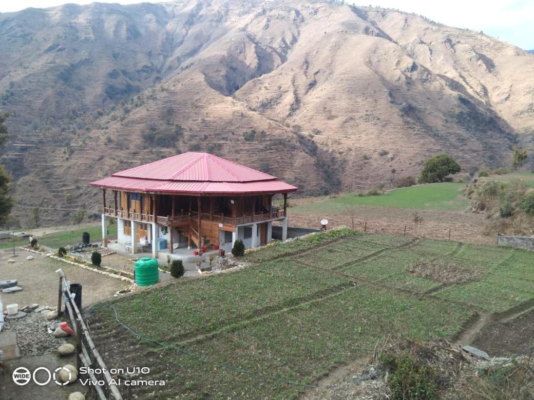 The Hideout Pantwari - By Bakri Chaap - Housity
