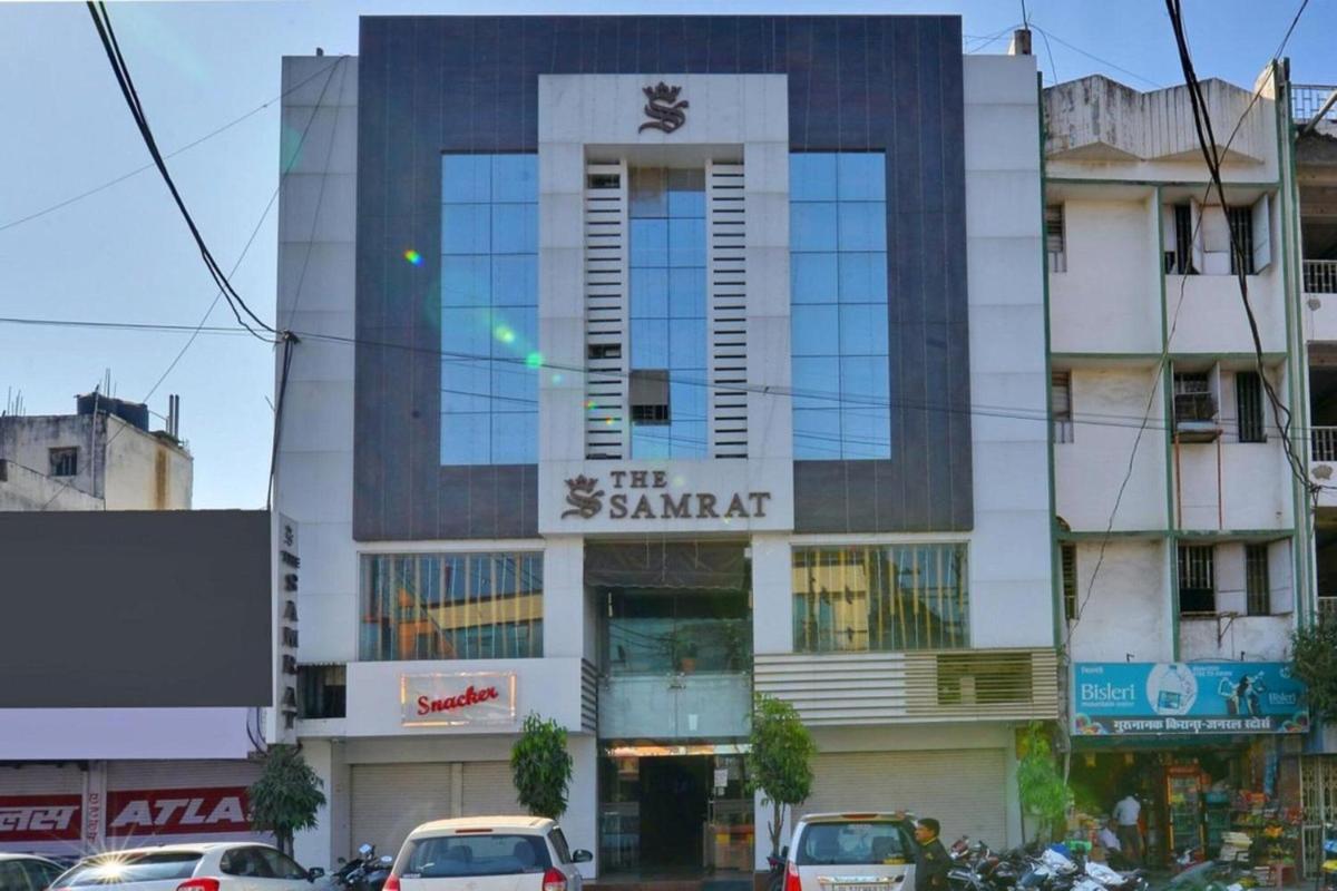 Hotel Samrat - Housity