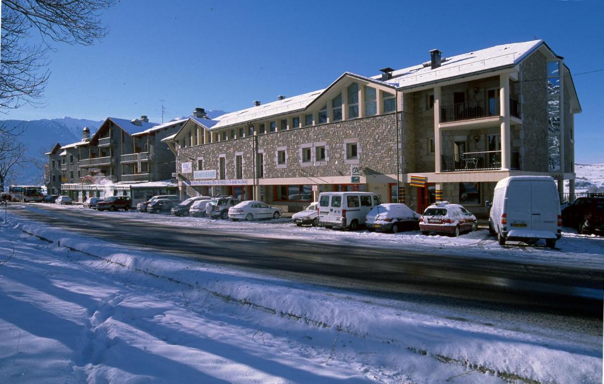 L'établissement Hotel et Résidence Le Clos Cerdan en hiver