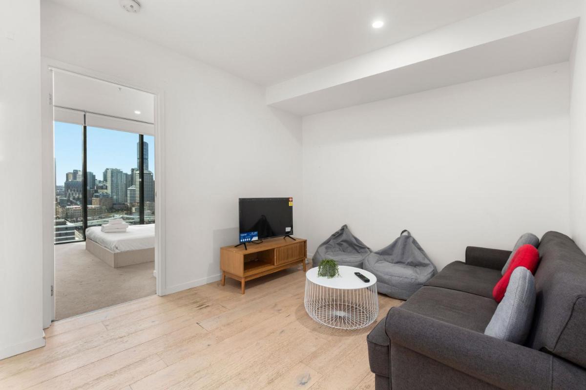 KozyGuru / South Brisbane / Amazing View 1 APT / Ivy & Eve Apartment / QSB028 - Housity