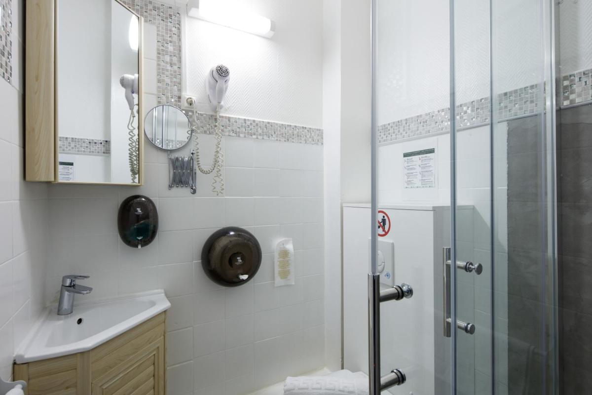 Hotel Astoria - Housity