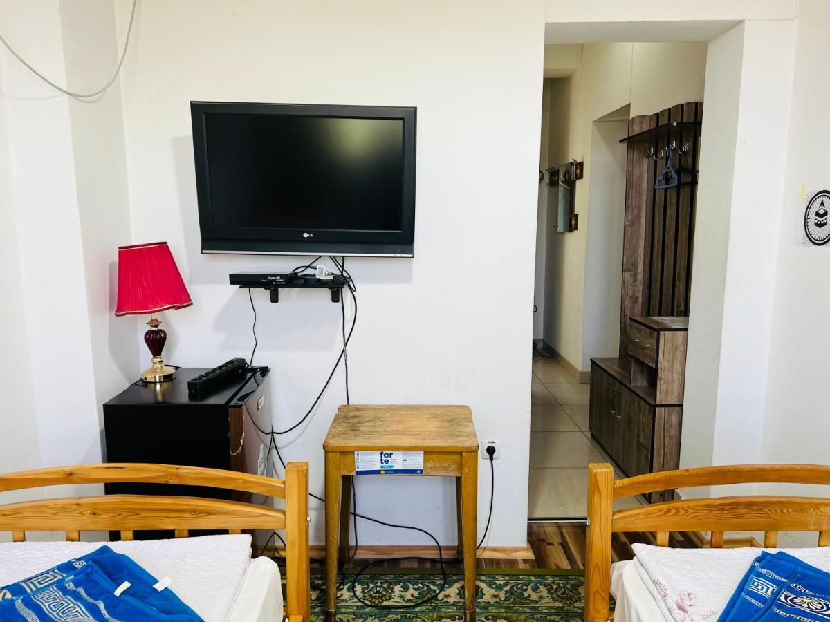 Hotel-RIVERSIDE - Housity