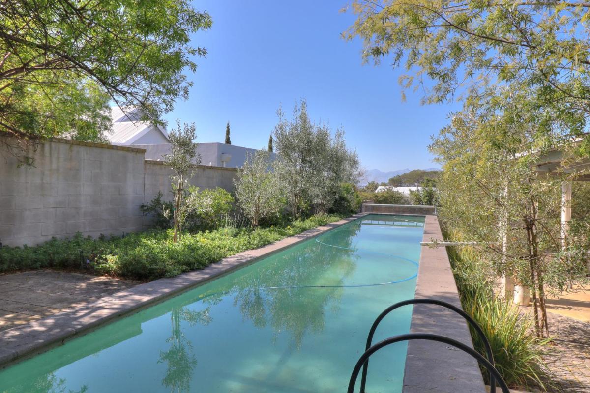 Modern Home In Riebeek West - Housity