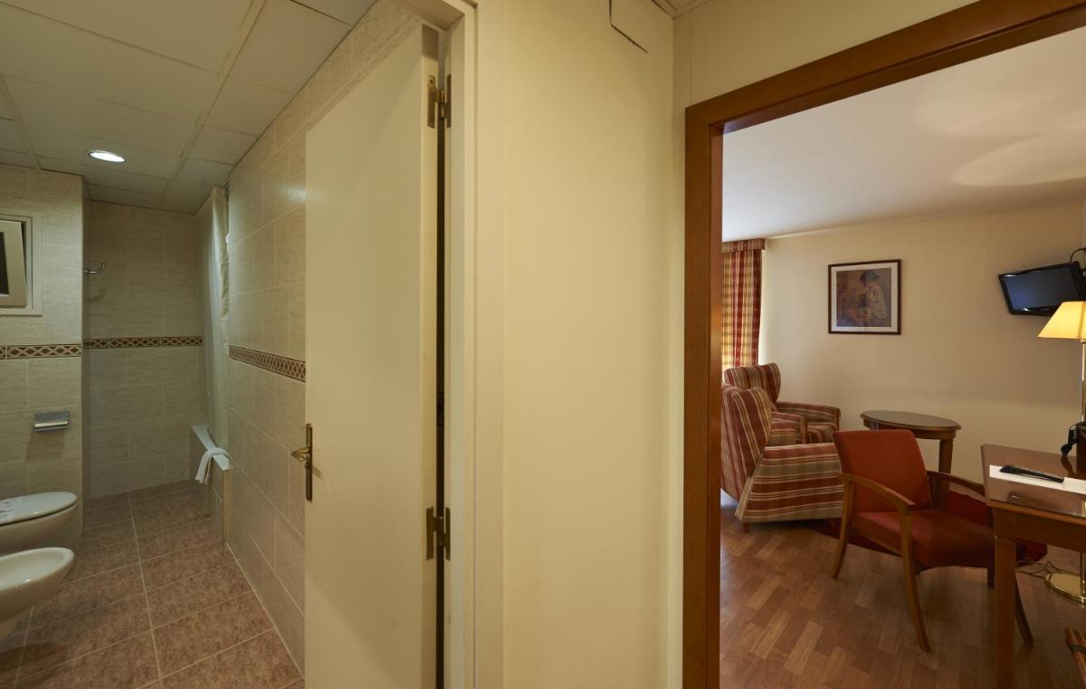 Hotel Abat Cisneros Montserrat - Housity