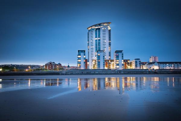 Holiday home Swansea - Housity