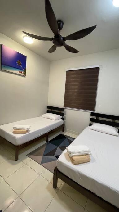 Suitetrails - Lovely 3-Bedroom Apartment at Centre of Melaka
