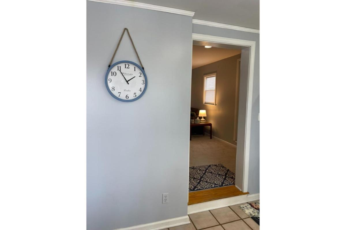 Blue Sunsets Cozy Retreat - Housity