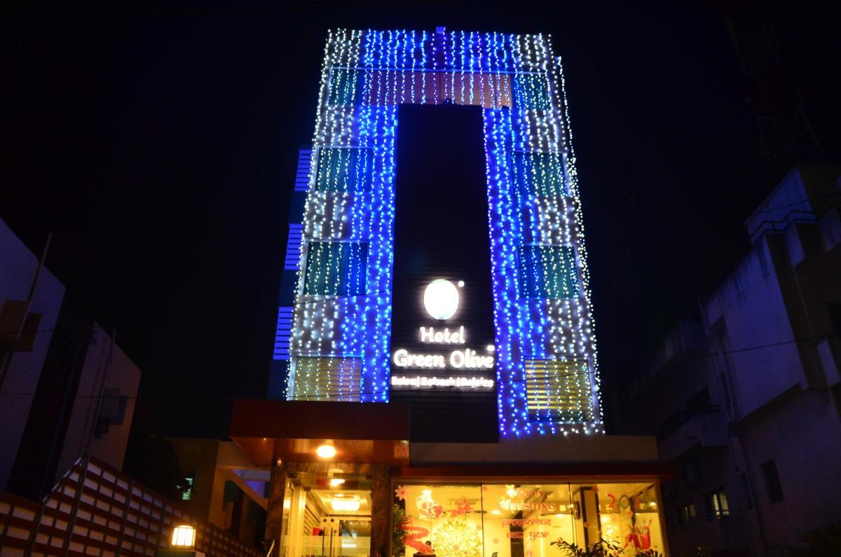 Hotel Green Olive - Housity