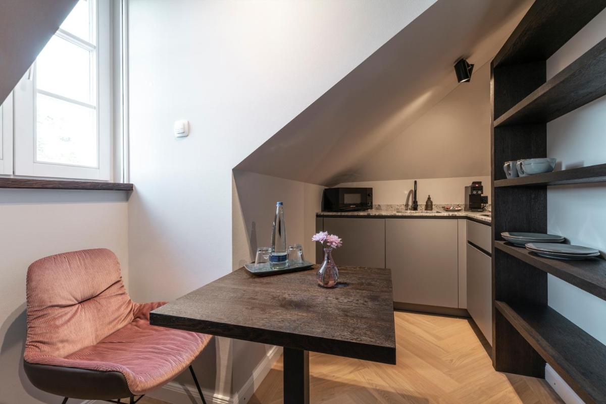 Wailtl Hotel - Housity