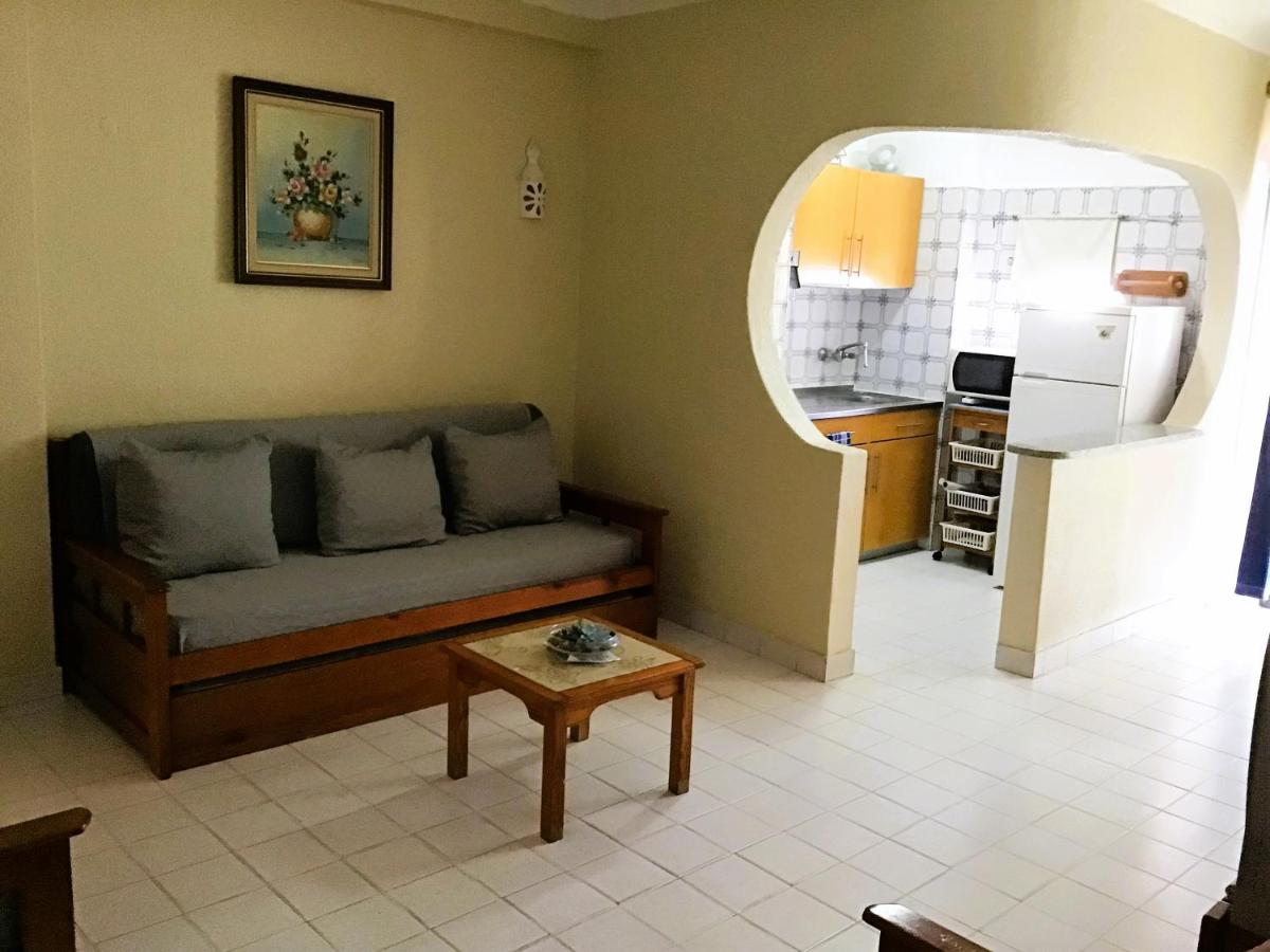 1 Bedroom Apartment Cardoso, Praceta Vitorino Nemesio, Albufeira - Housity