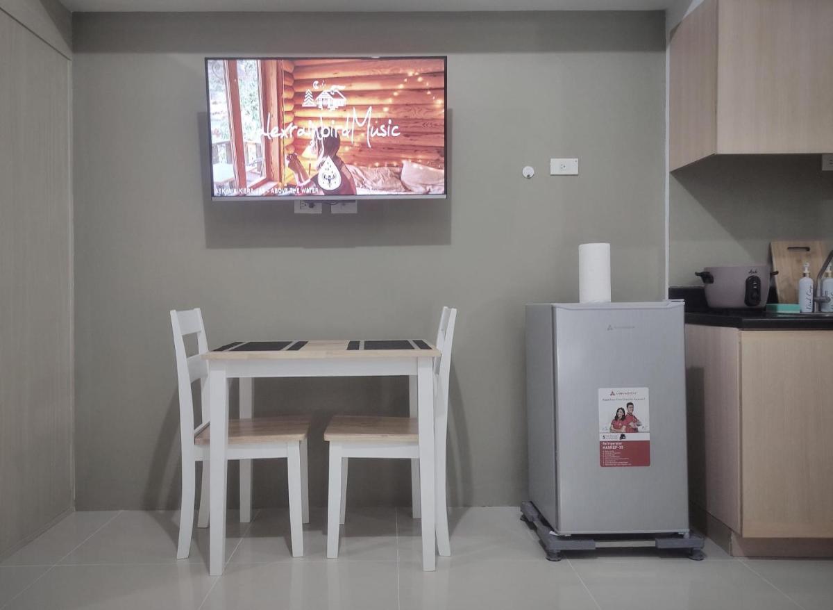 Amazing Condo at SMDC Light Residences Boni Avenue Mandaluyong - Housity