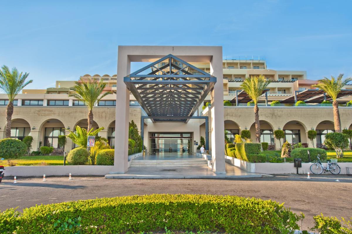 Kipriotis Panorama Hotel & Suites - Housity