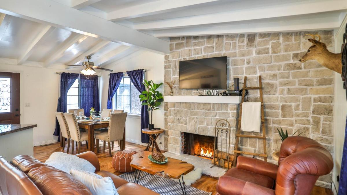 Lake house Cabin - Lake Arrowhead - Housity
