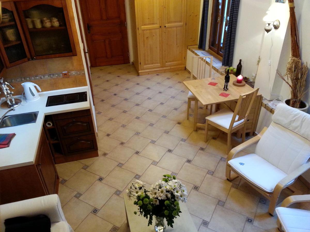 Apartmán Krátká - Housity