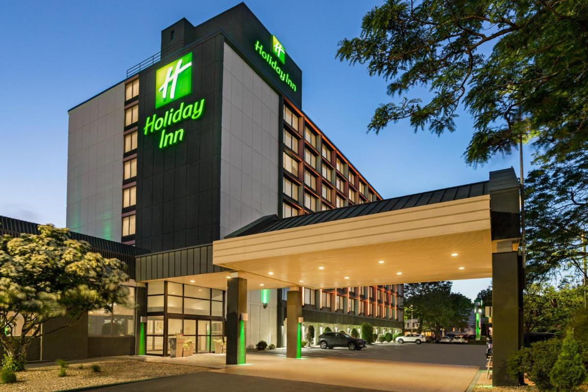 Holiday Inn Boston - Cambridge Area by IHG - Housity
