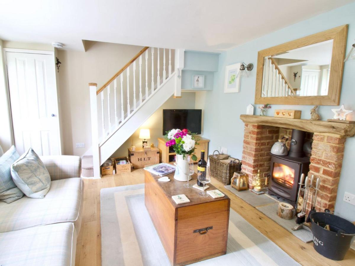 Valentine Cottage - Housity